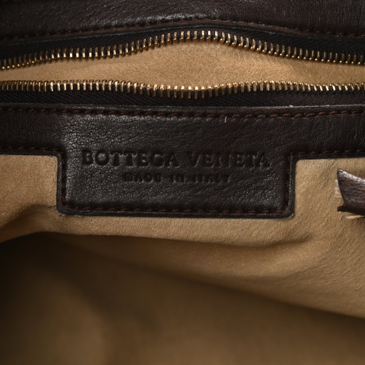 Nappa Intrecciato Medium Veneta Hobo Ebano