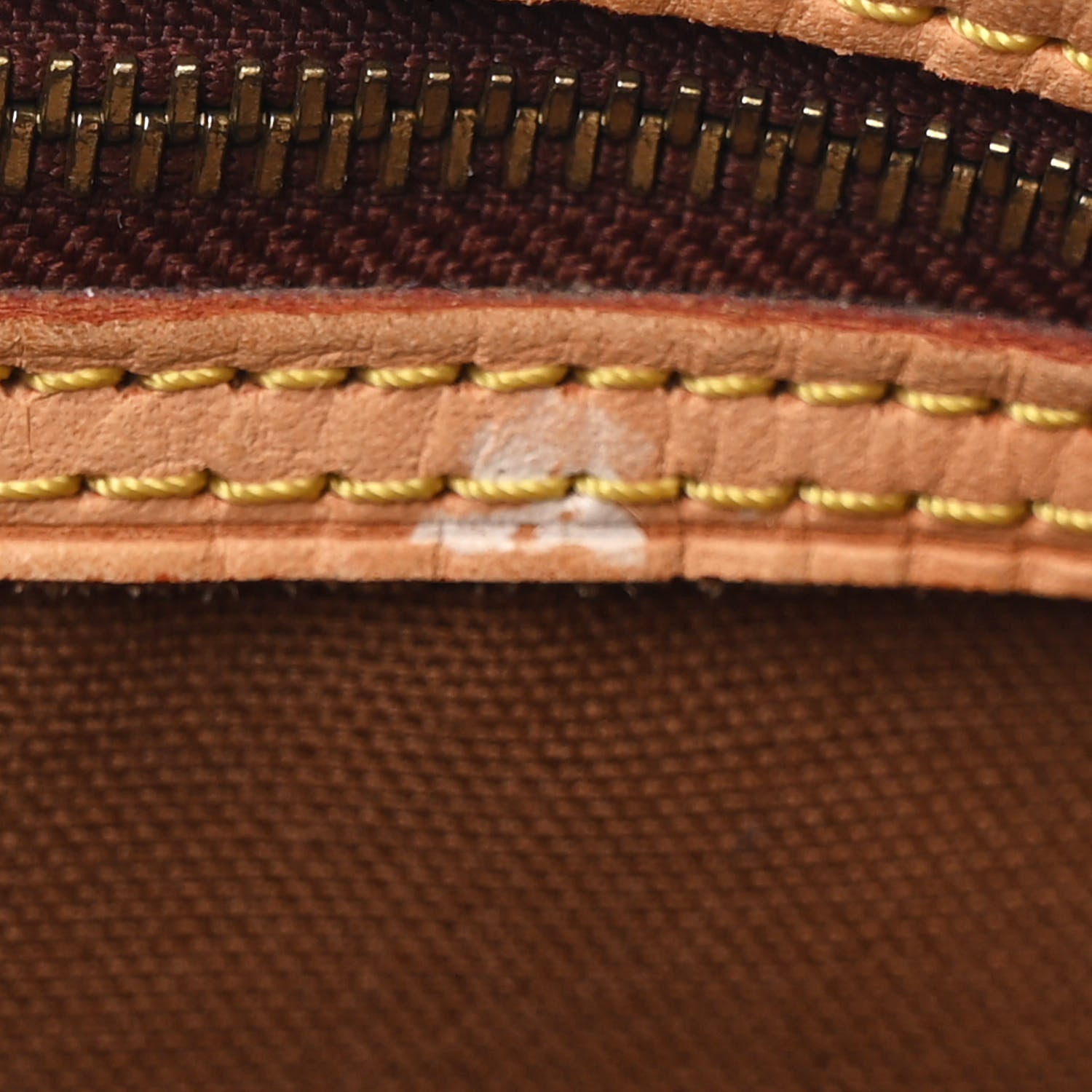 Louis Vuitton Monogram Batignolles Horizontal 11 of 15