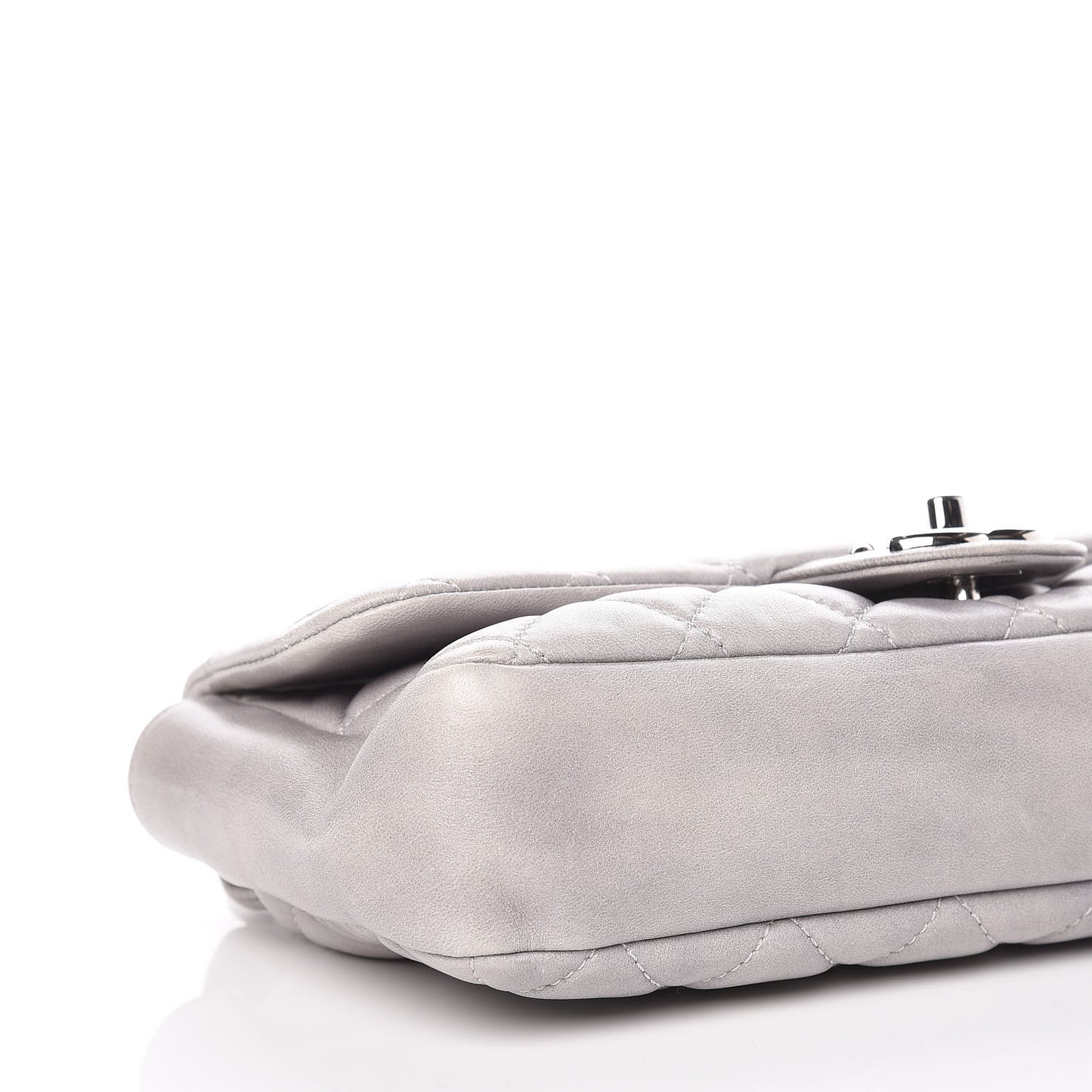 Rubber Quilted Lambskin Medium Coco Rain Flap Grey