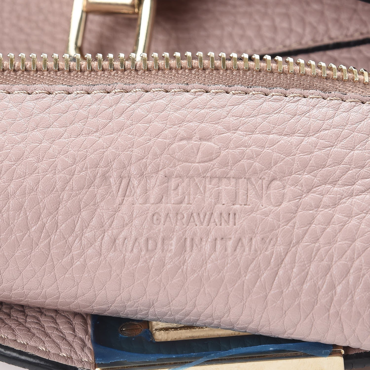 Valentino Garavani Pebbled Calfskin Small Rockstud Flip-Lock Messenger Bag Poudre 6 of 7
