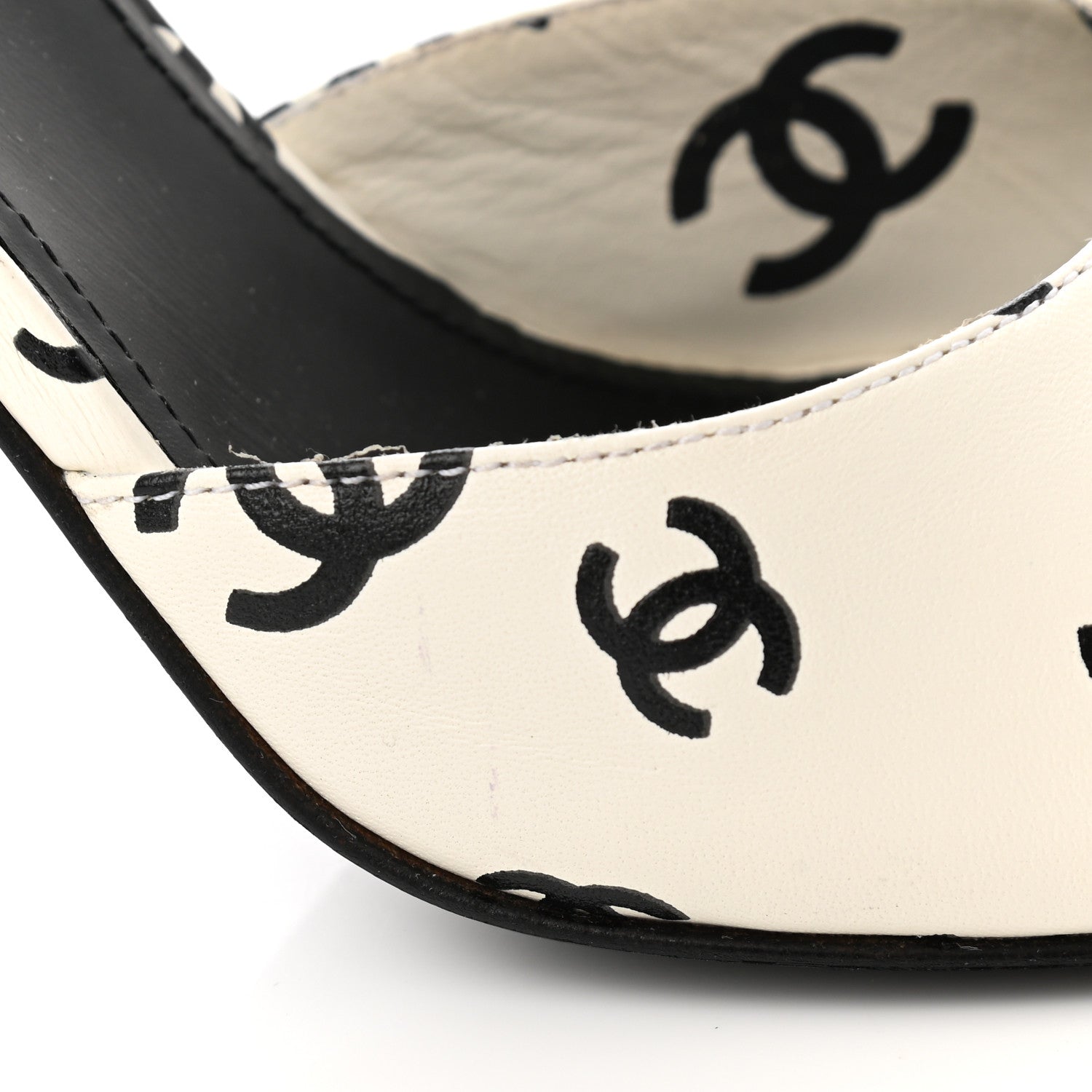 Chanel Printed Lambskin CC Sandals 40 White Black 10 of 13
