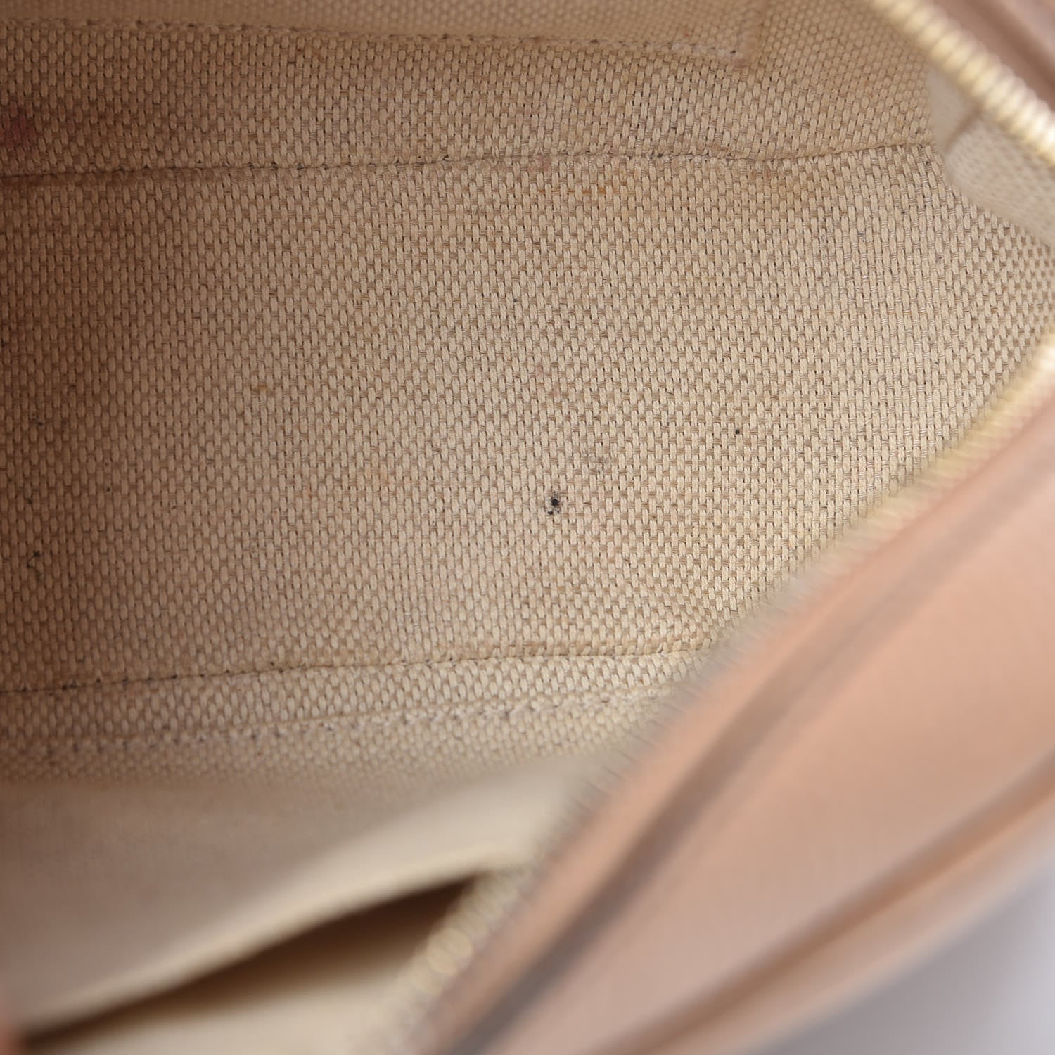 Gucci Pebbled Calfskin Small Soho Disco Bag Camelia 11 of 19