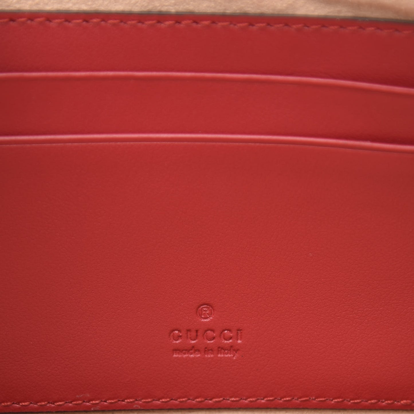 Calfskin Matelasse Mini GG Marmont Chain Crossbody Bag Hibiscus Red