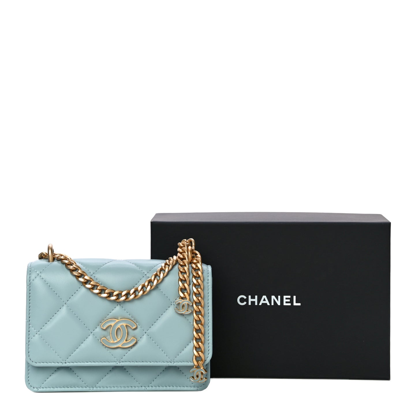 Lambskin Enamel Quilted Pending CC Clutch With Chain Light Blue