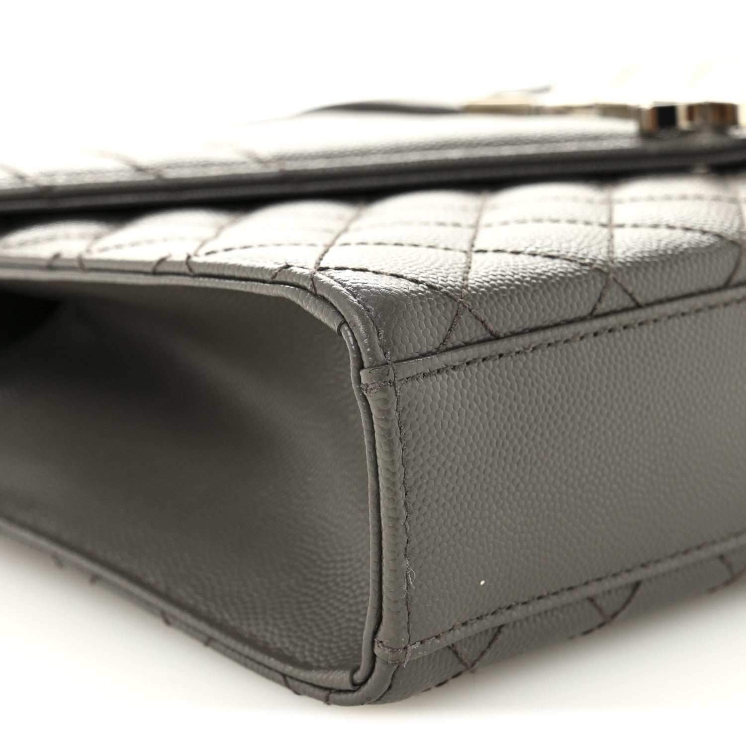 Saint Laurent Grain De Poudre Textured Mixed Matelasse Medium Triquilt Monogram Satchel Earth Earth 8 of 9