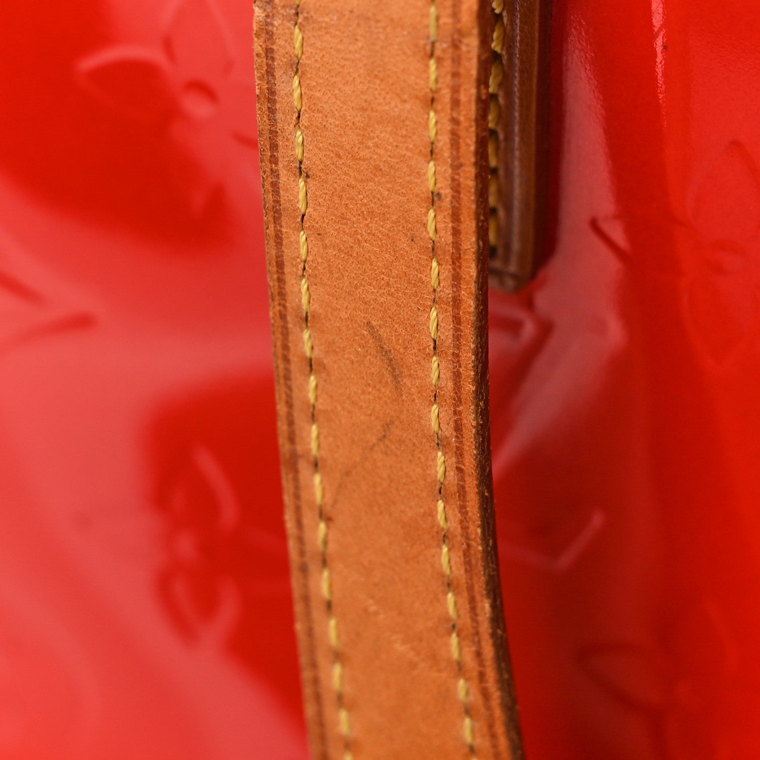 Louis Vuitton Vernis Reade PM Pomme D'Amour 14 of 14