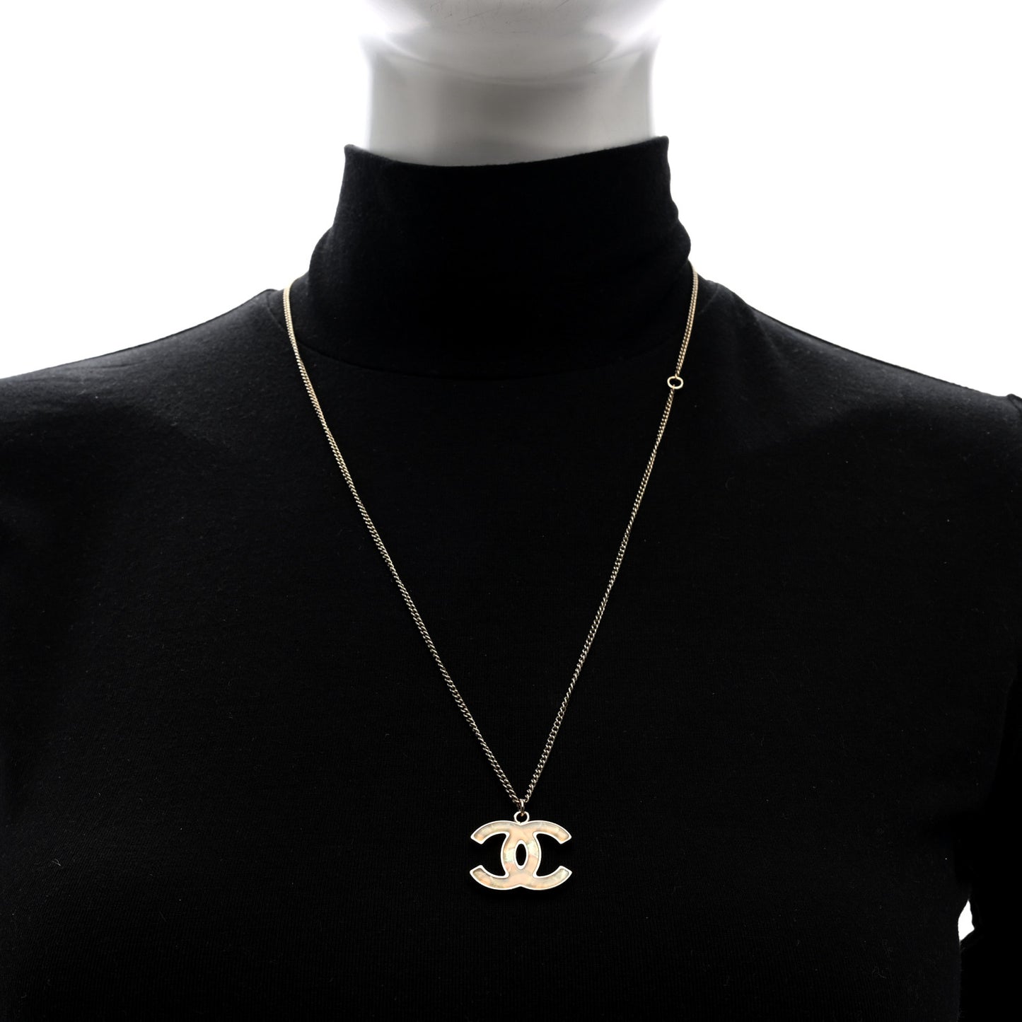 Metal Resin CC Pendant Necklace Gold Pearly White
