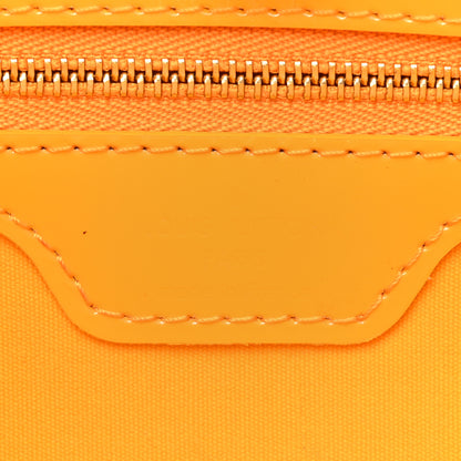Louis Vuitton Vernis Wilshire PM Jaune Passion 7 of 18
