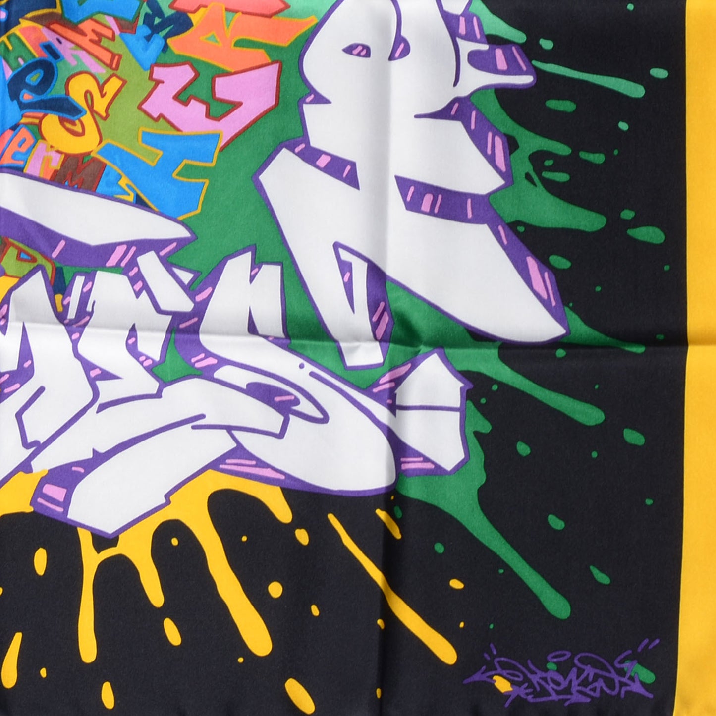 Silk Graff Graffiti Scarf 90 Noir Blanc Jaune Vif