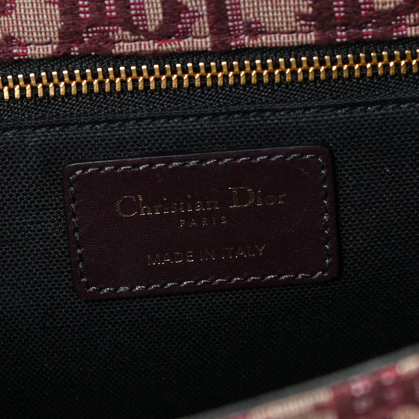 Oblique 30 Montaigne Flap Bag Burgundy
