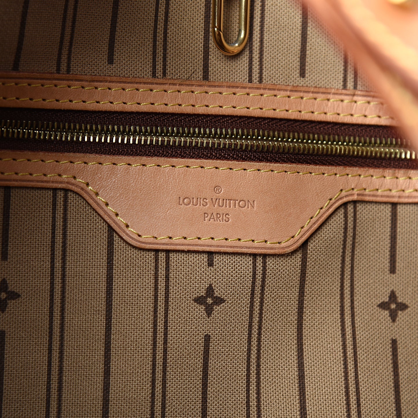 Monogram Delightful GM