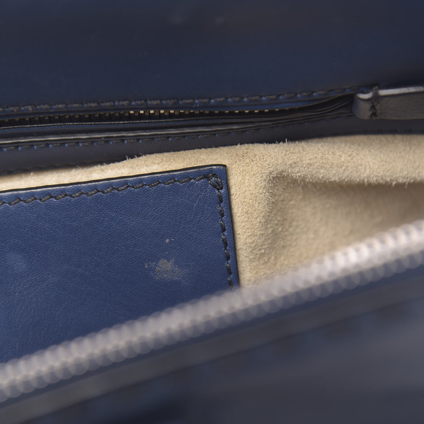 City Calf Hand Stitched Medium Galleria Double Zip Tote Bleuette