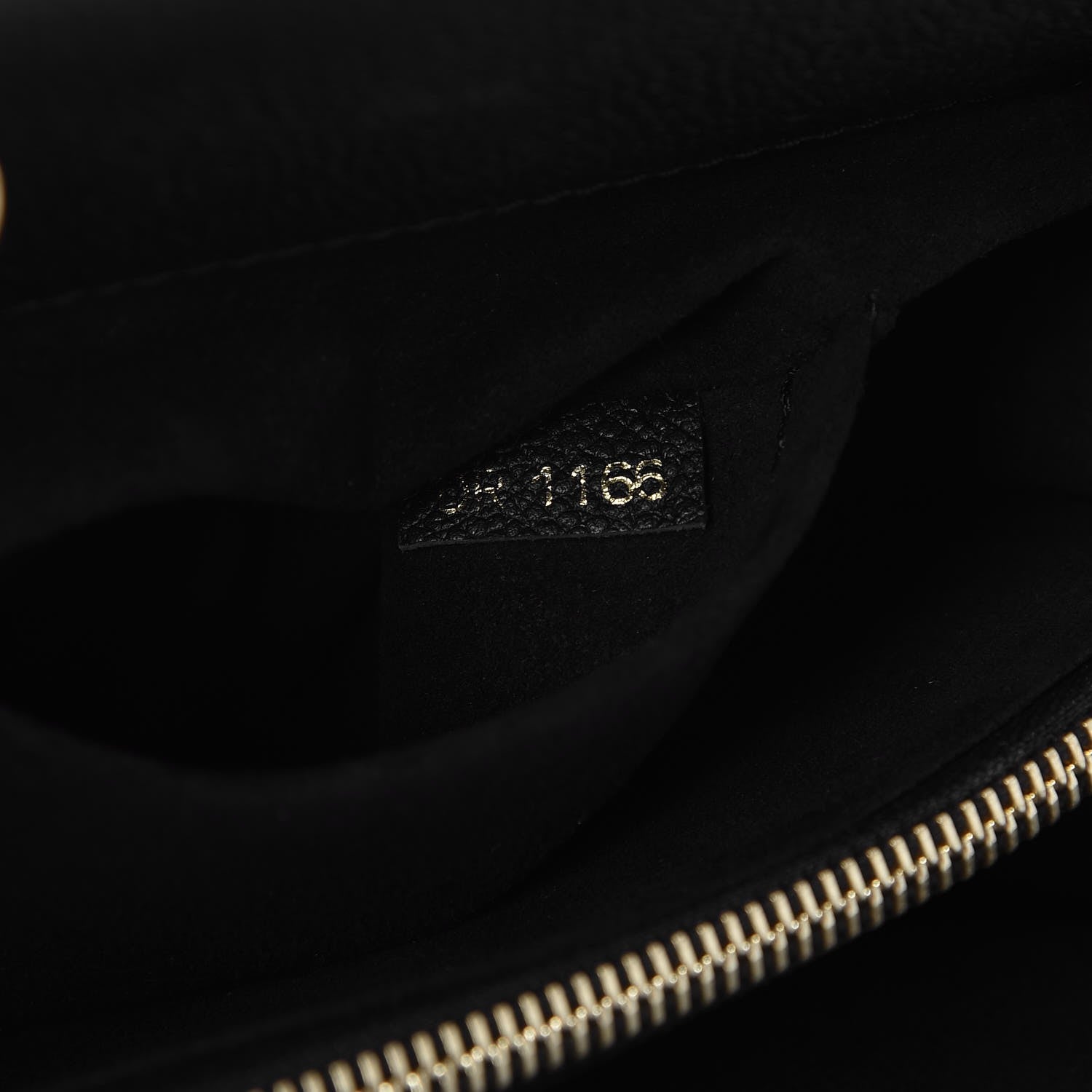 Louis Vuitton Monogram Venus Black 7 of 7