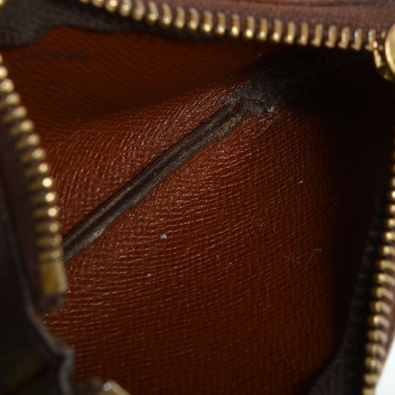 Louis Vuitton Monogram Key Pouch 5 of 7