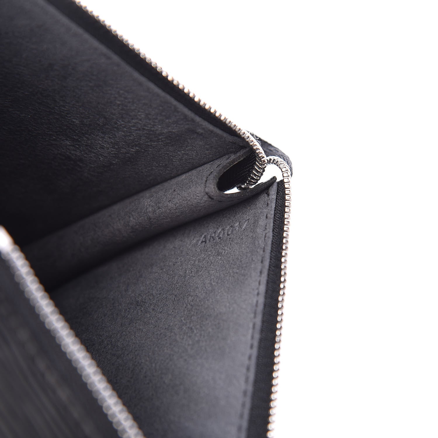 Louis Vuitton Epi Pochette Accessories 24 Black 7 of 10