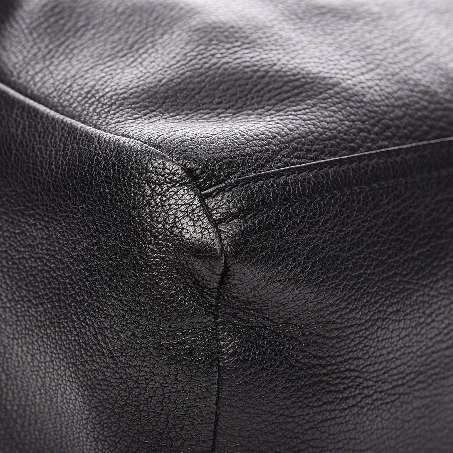 Sugar Goatskin Medium Pandora Black