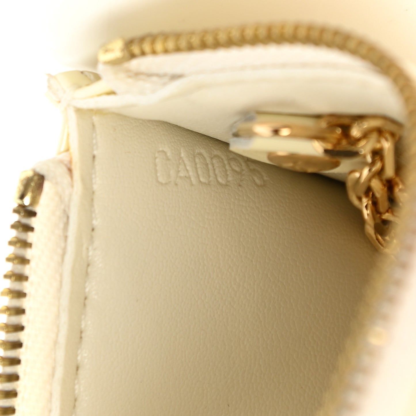 Vernis Key Pouch Perle