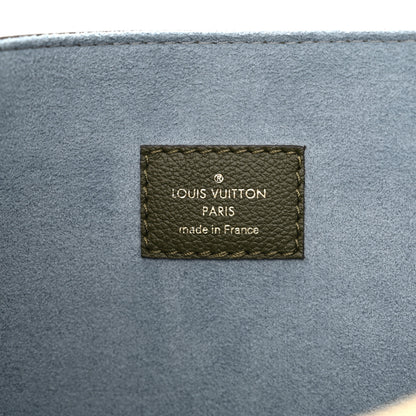 Louis Vuitton Grained Calfskin Lockme Shopper Kaki 6 of 9
