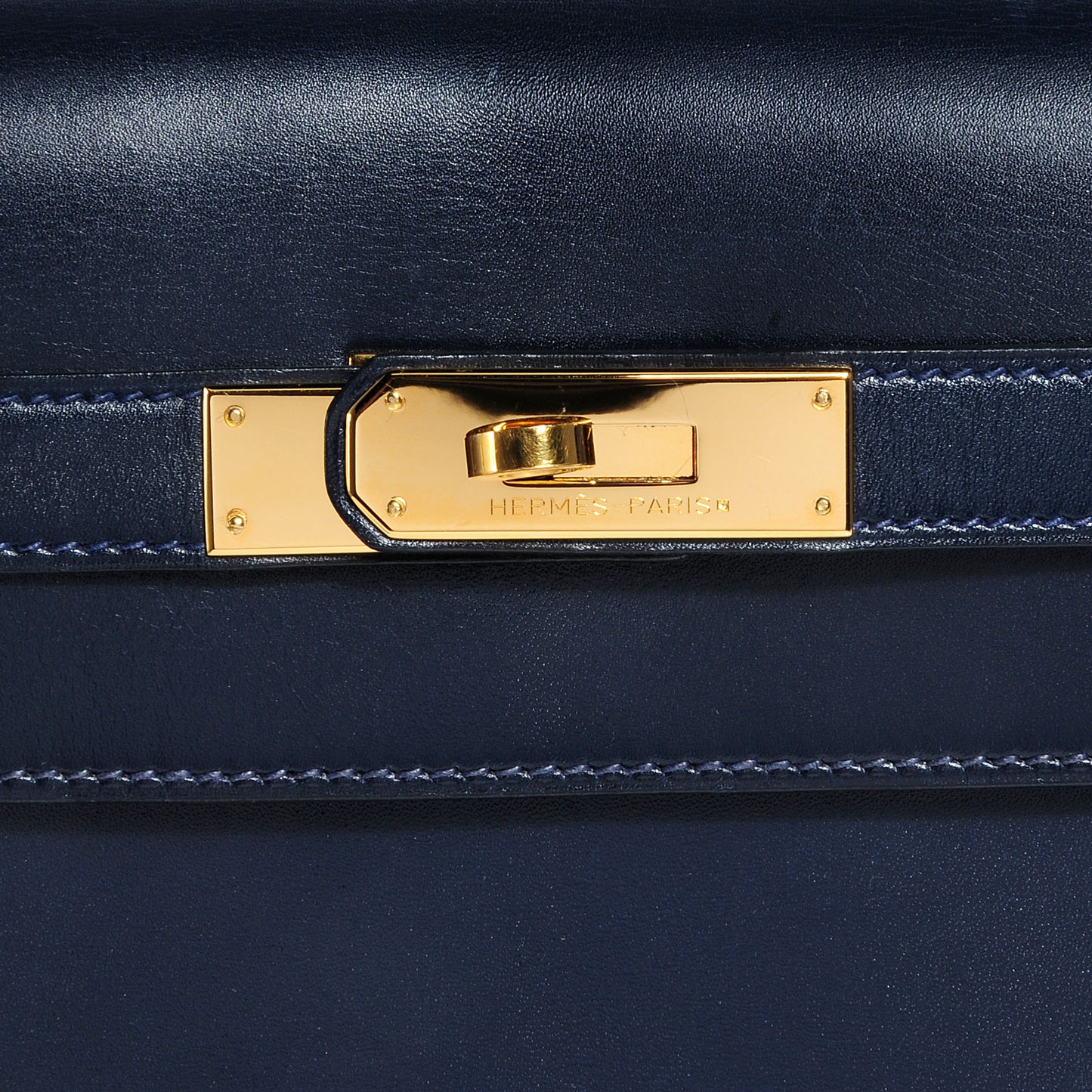Box Kelly 32 Bleu Marine