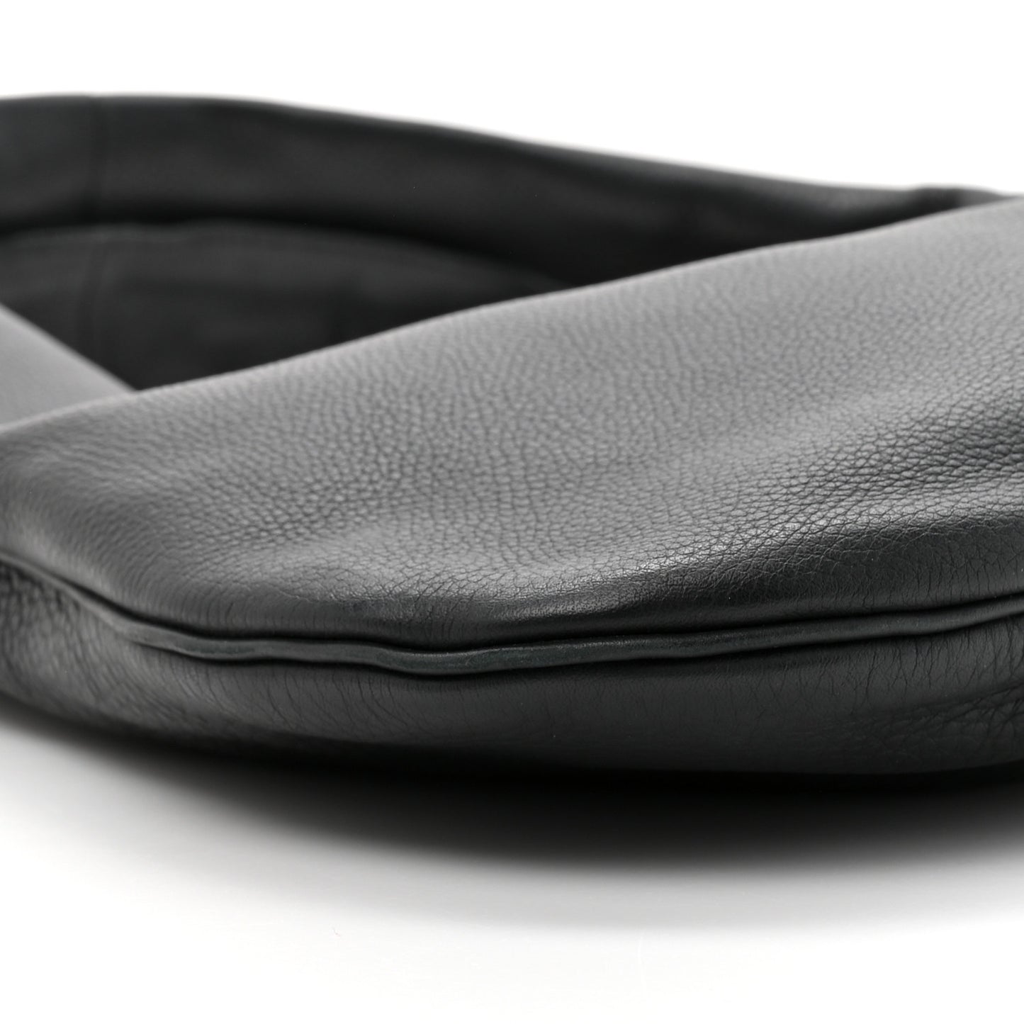 Grained Calfskin Medium Everyday Shoulder Bag Black