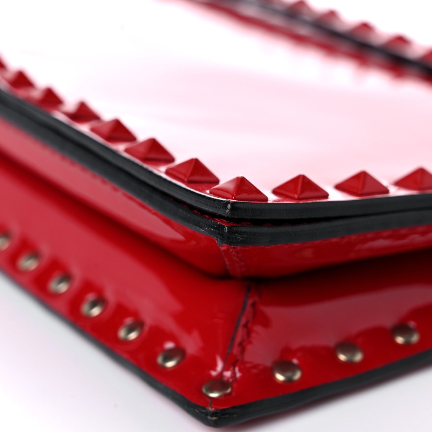 Patent Monochrome Rockstud Wristlet Clutch Rosso Valentino