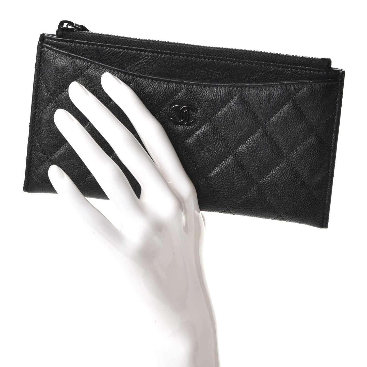 Crinkled Calfskin Quilted Classic Zip Pouch So Black