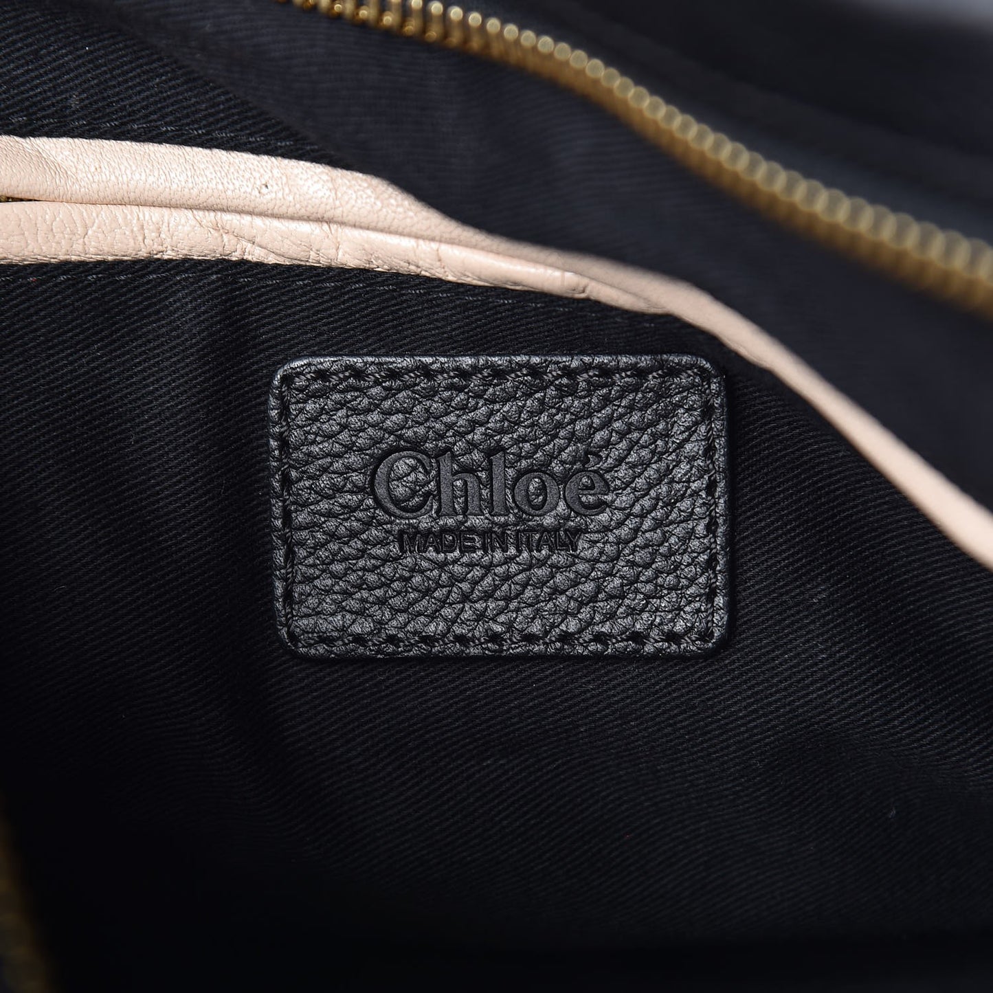 Calfskin Medium Paraty Black