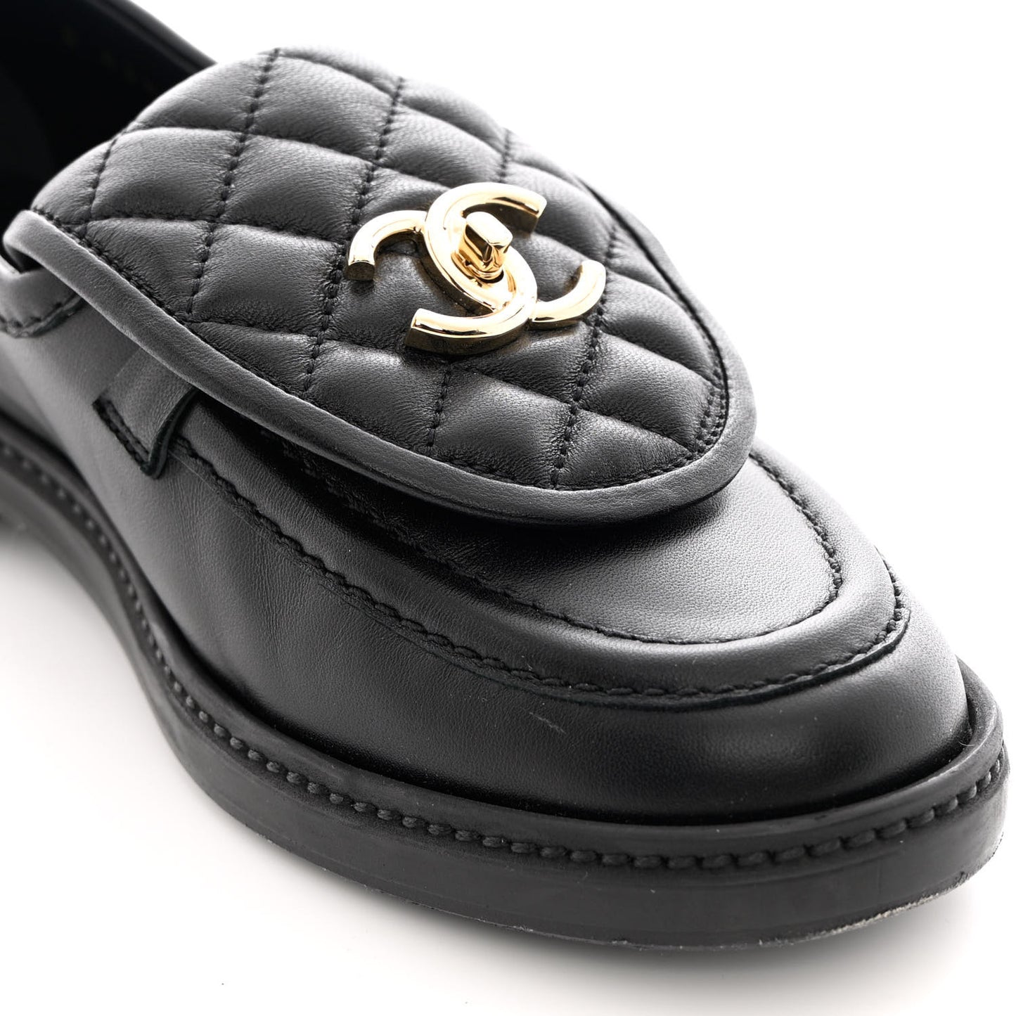 Lambskin Quilted CC Turnlock Loafers 38 Black