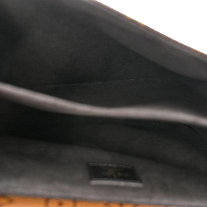 Louis Vuitton Reverse Monogram Pochette Metis 5 of 10