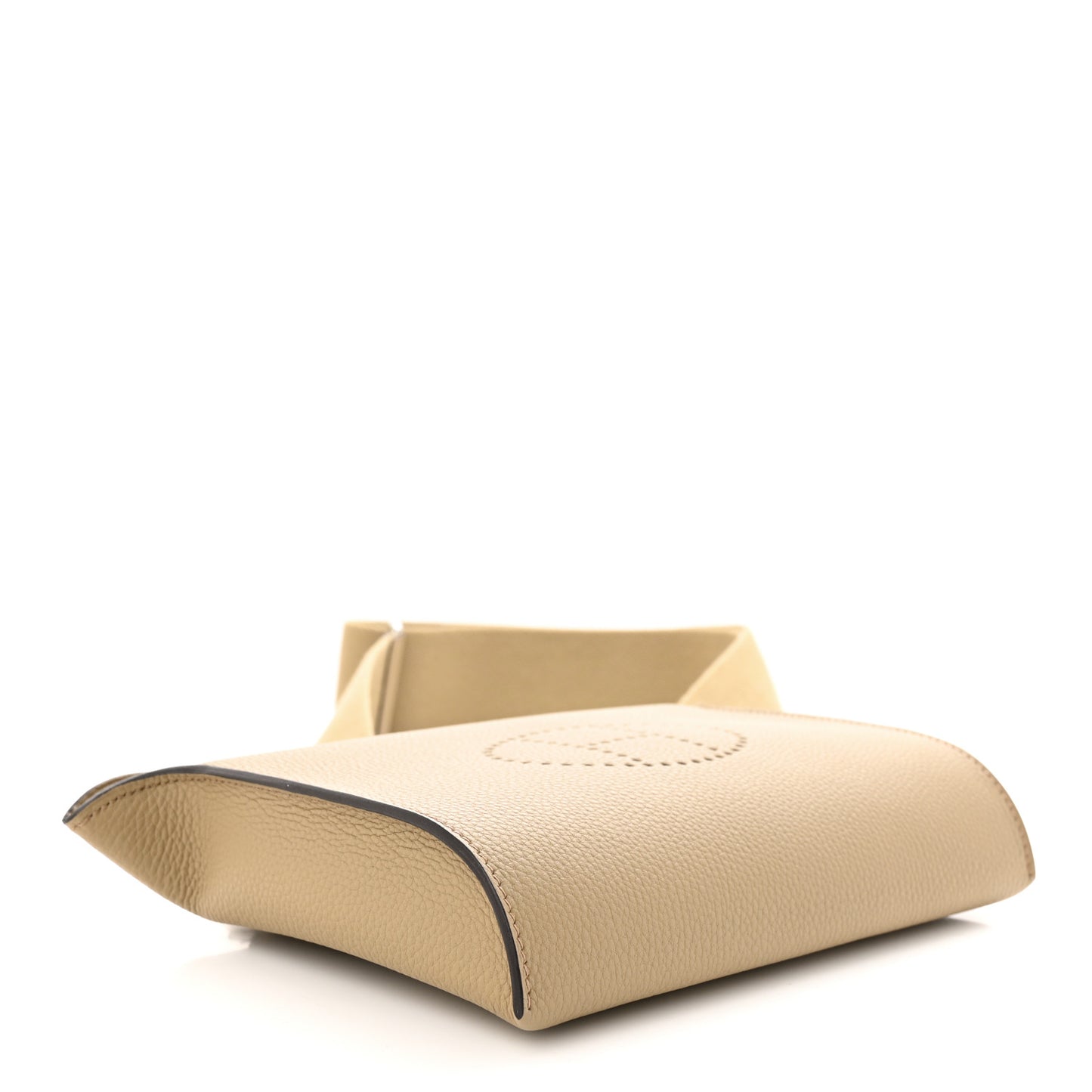 Togo Videpoches Trench