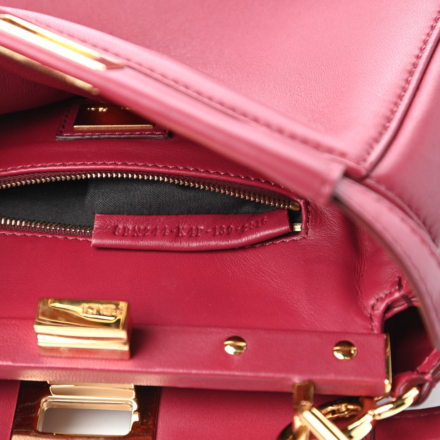 Nappa Mini Peekaboo Iconic Satchel Amarena