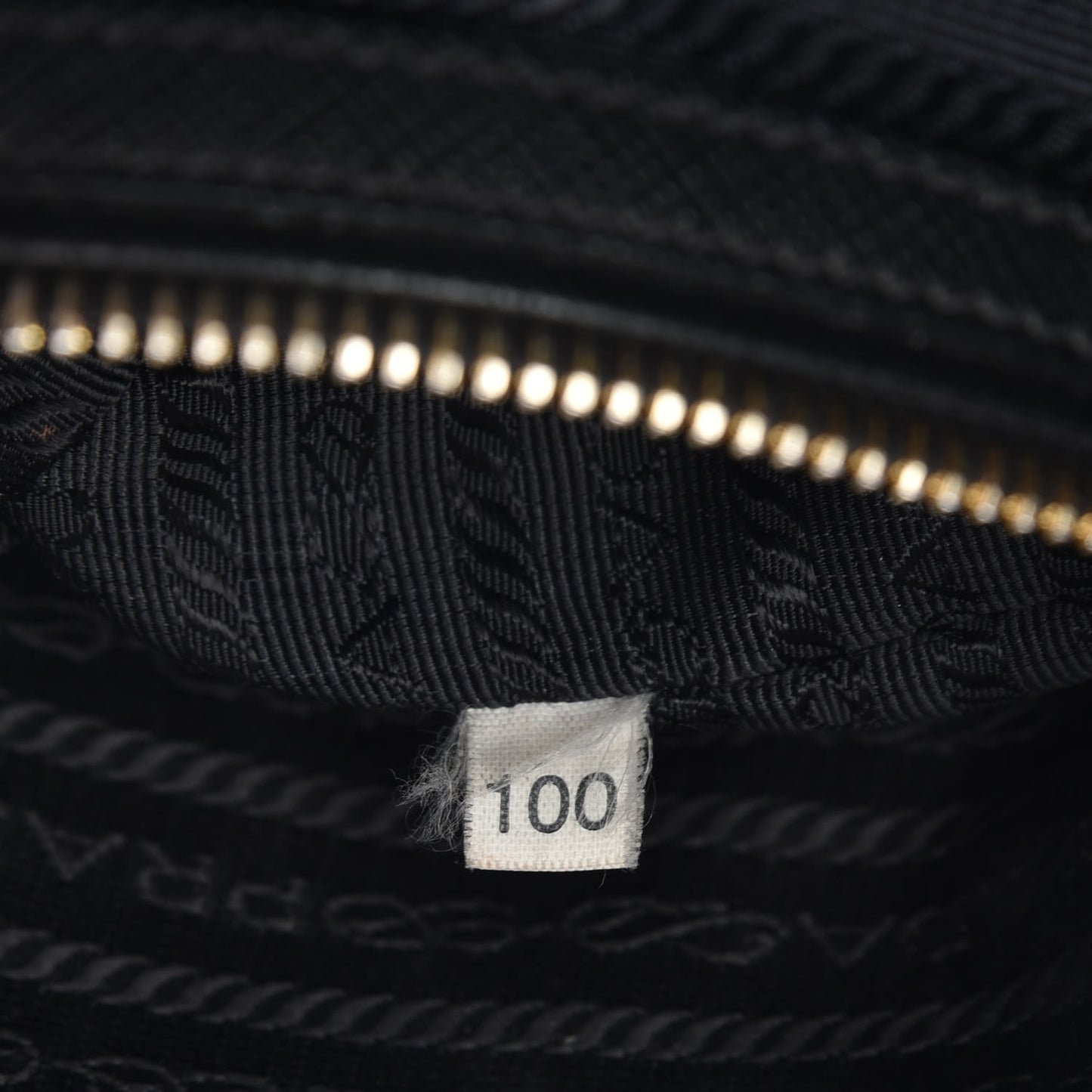Saffiano Large Galleria Double Zip Tote Black