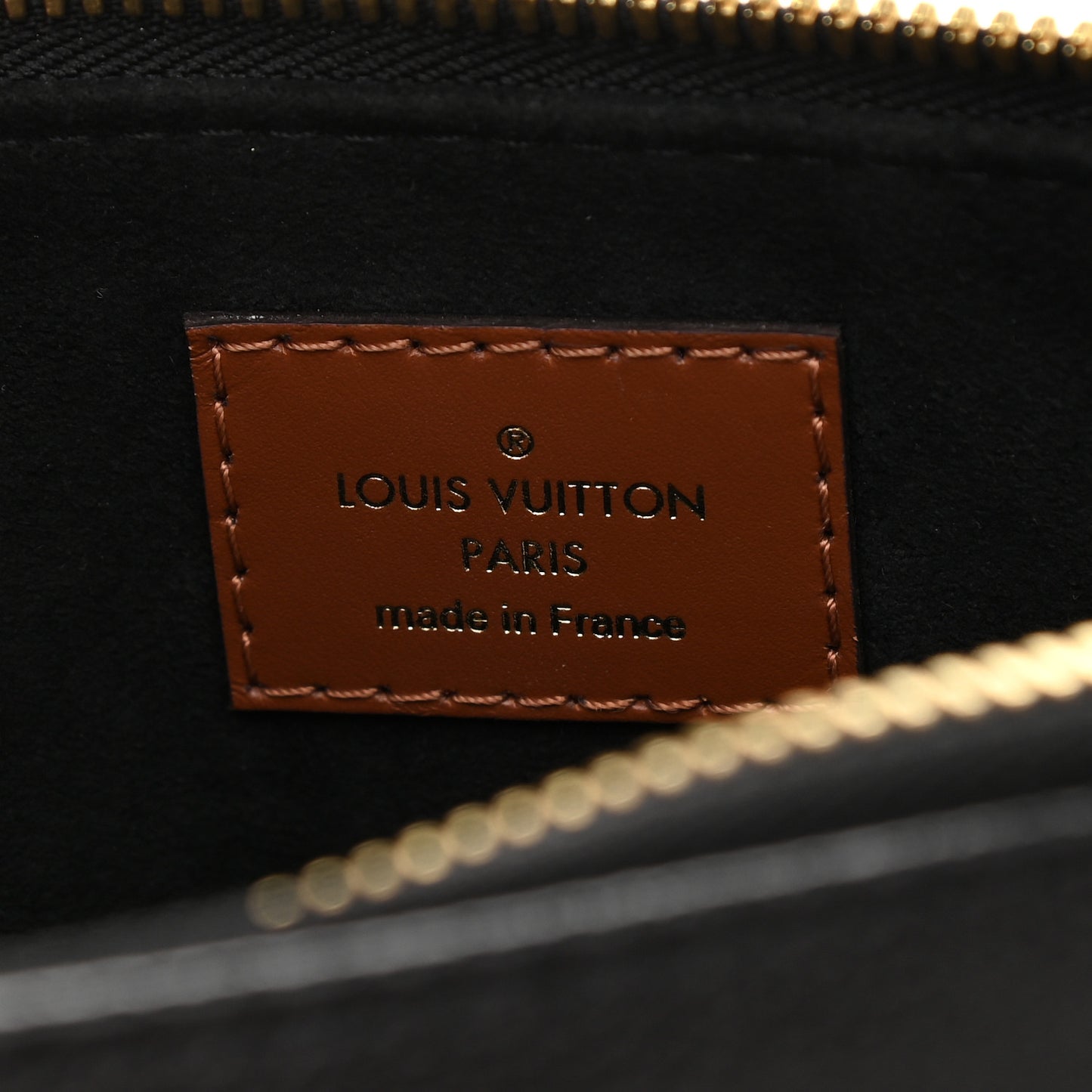 Monogram V Tote BB Black