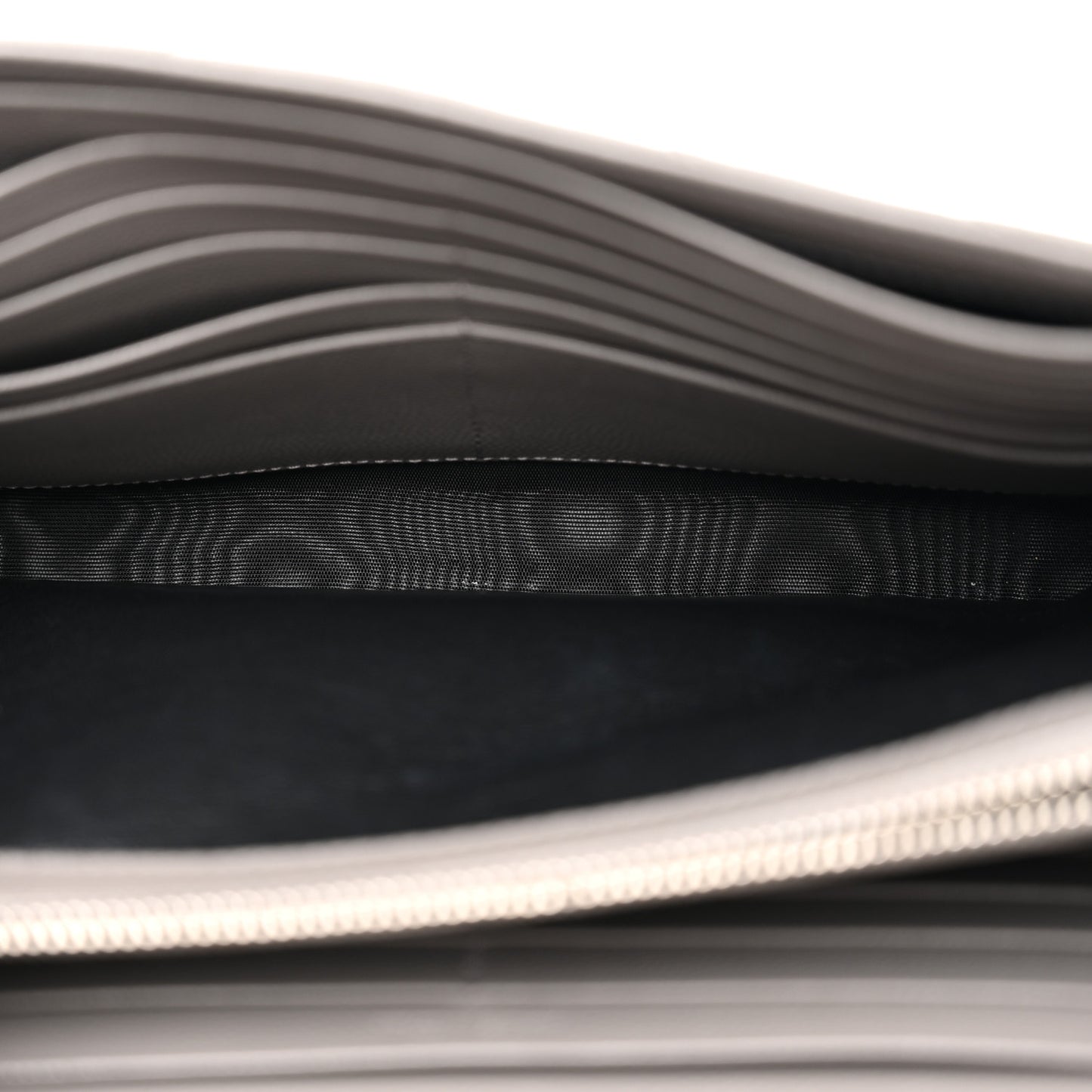 Grain De Poudre Matelasse Chevron Monogram Chain Wallet Fog