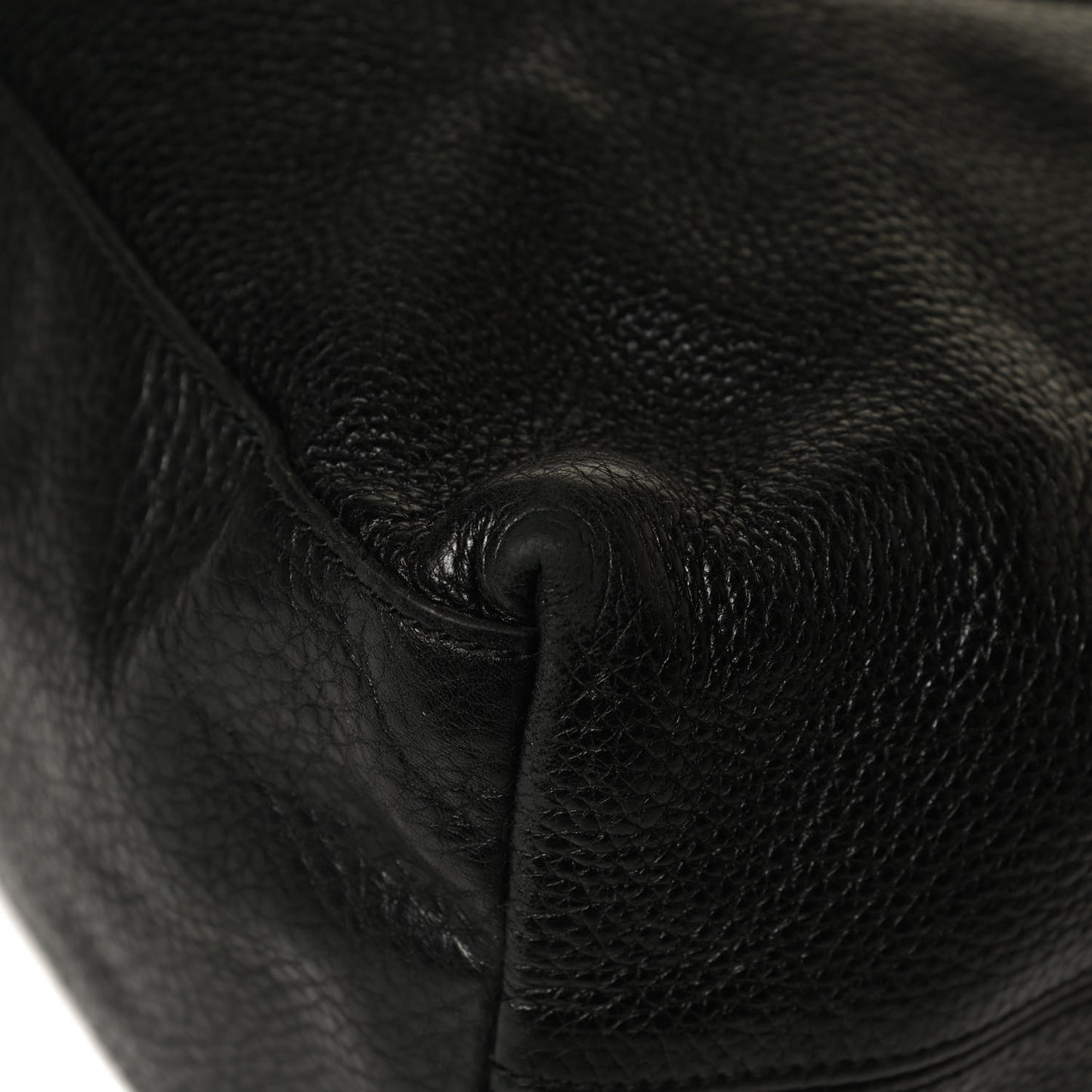 Pebbled Calfskin Medium Soho Chain Shoulder Bag Black