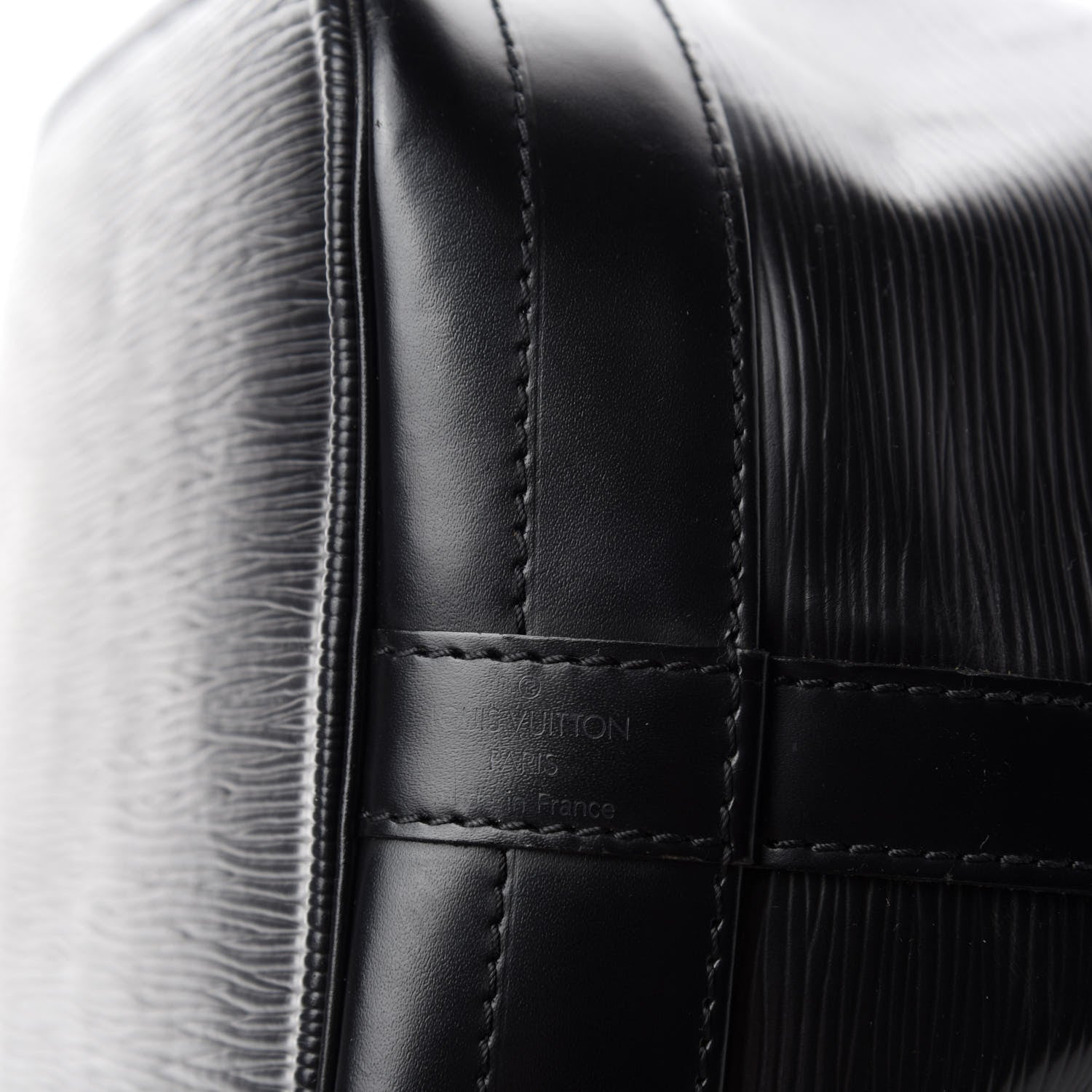 Louis Vuitton Epi Noe Black 12 of 13