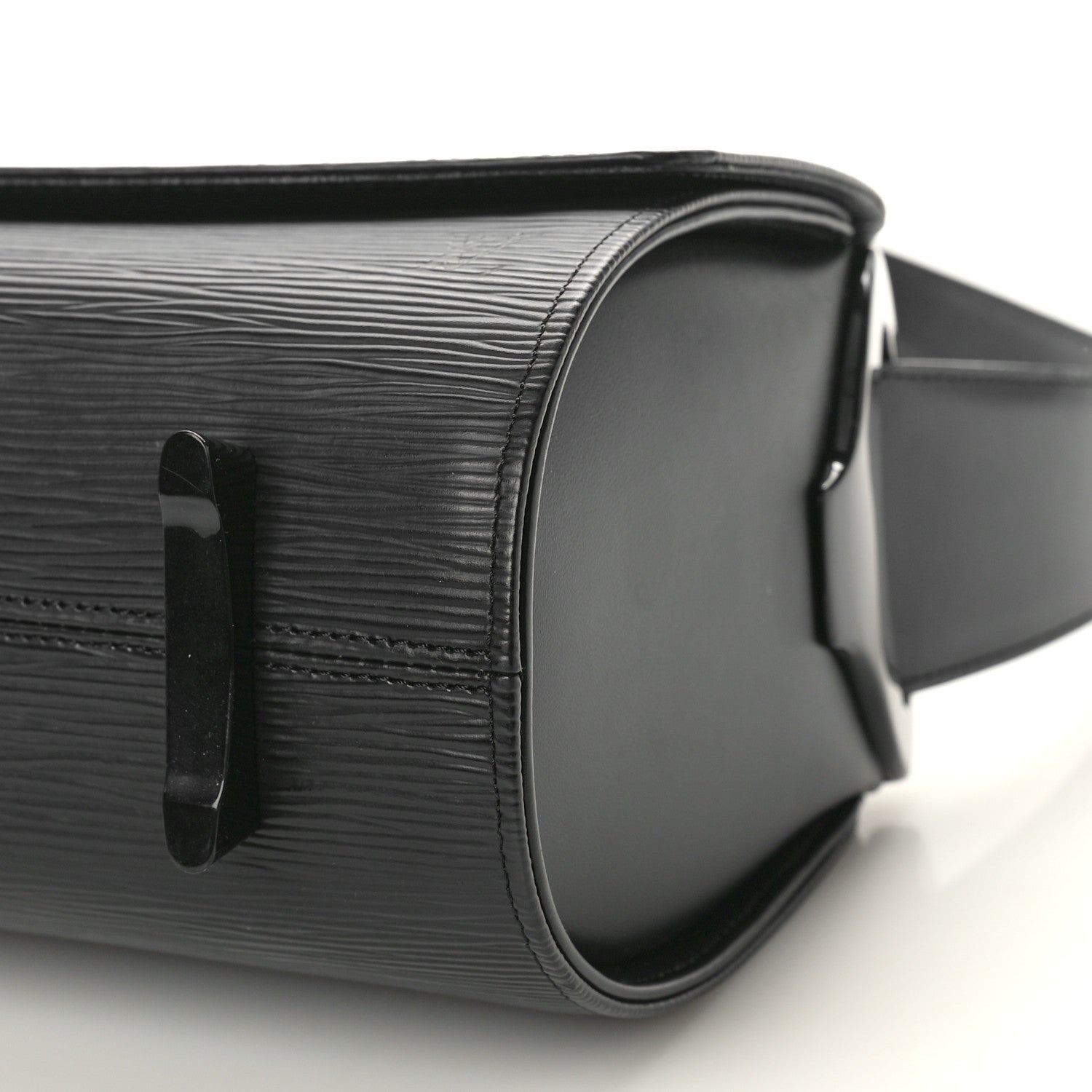 Louis Vuitton Epi Nocturne GM Black 9 of 9