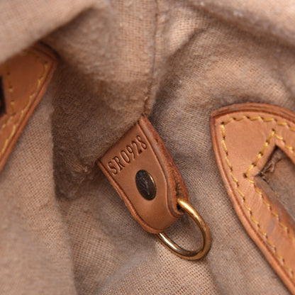 Louis Vuitton Monogram Petit Bucket 23 8 of 36