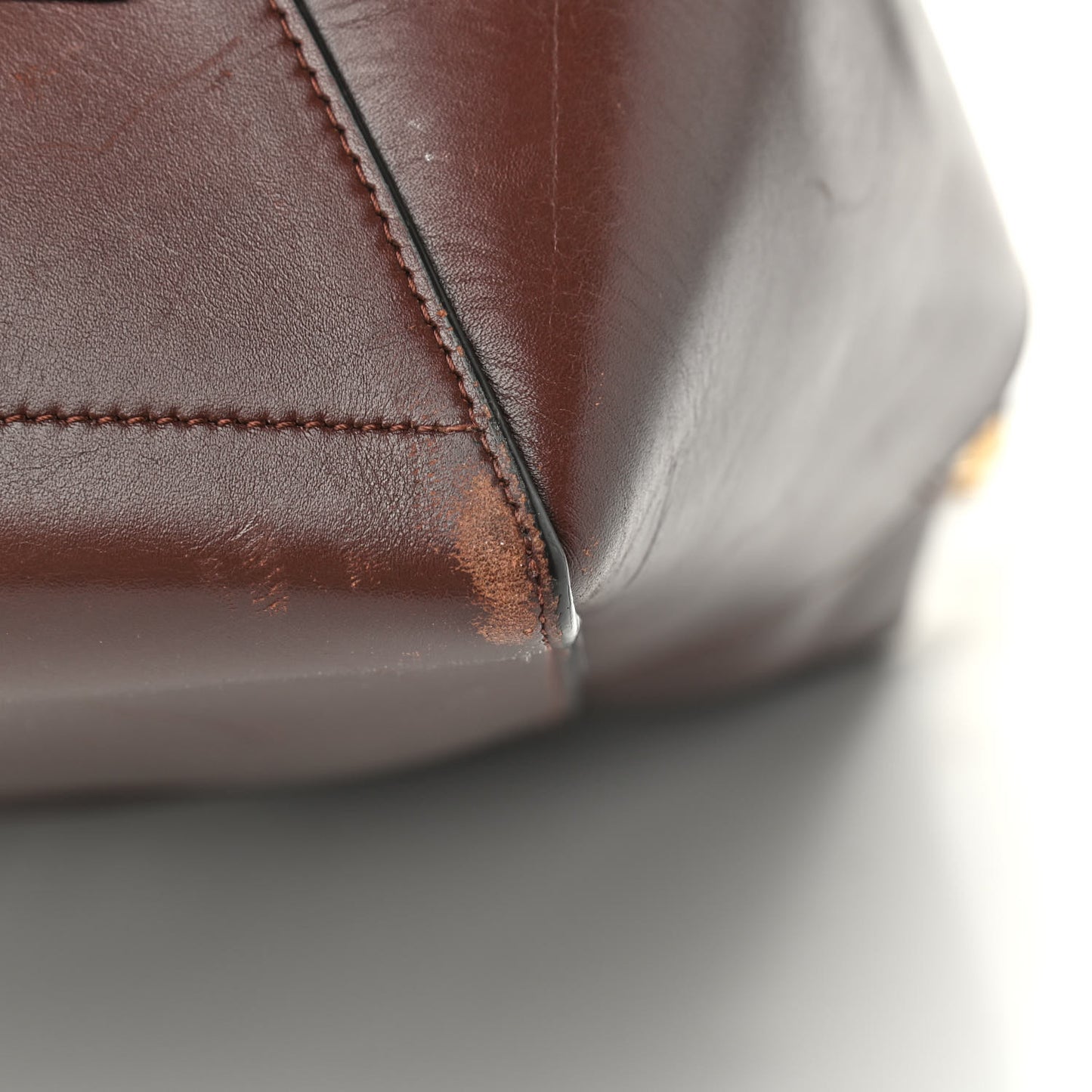 Supersoft Calfskin Sangle Bucket Bag Burgundy