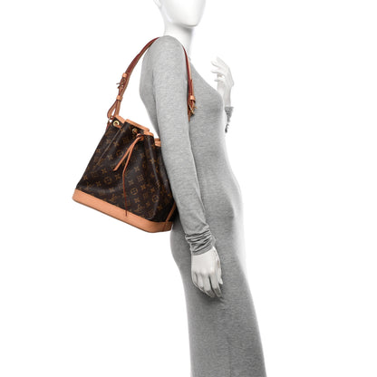 Louis Vuitton Monogram Petit Noe NM 2 of 12