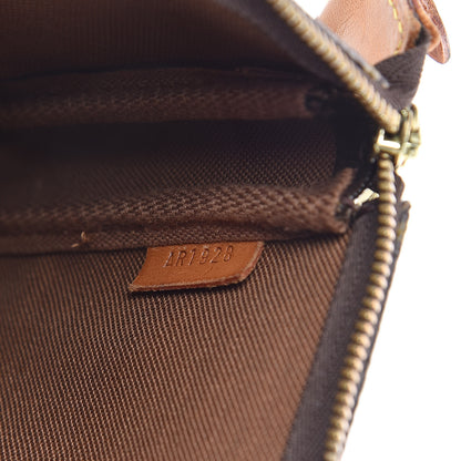Louis Vuitton Monogram Pochette Accessories 6 of 12