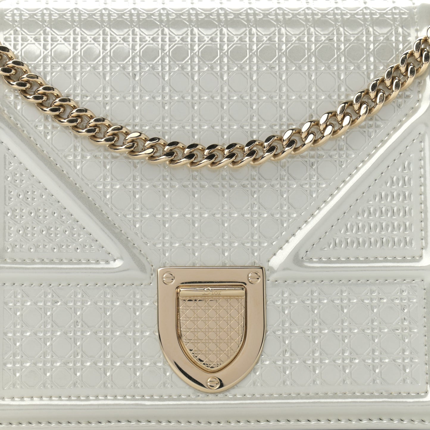 Patent Micro-Cannage Diorama Wallet on Chain Pouch White