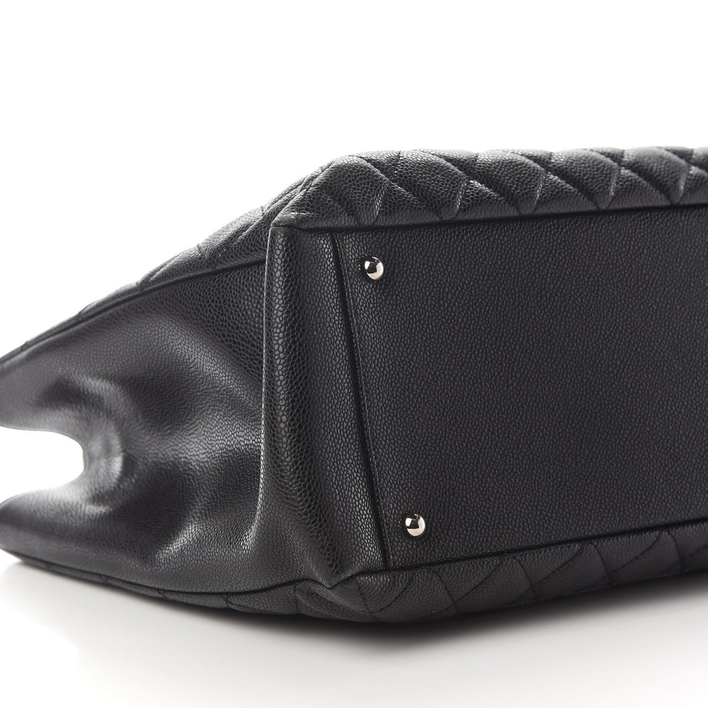 Caviar Quilted XL Grand Shopping Tote GST Black