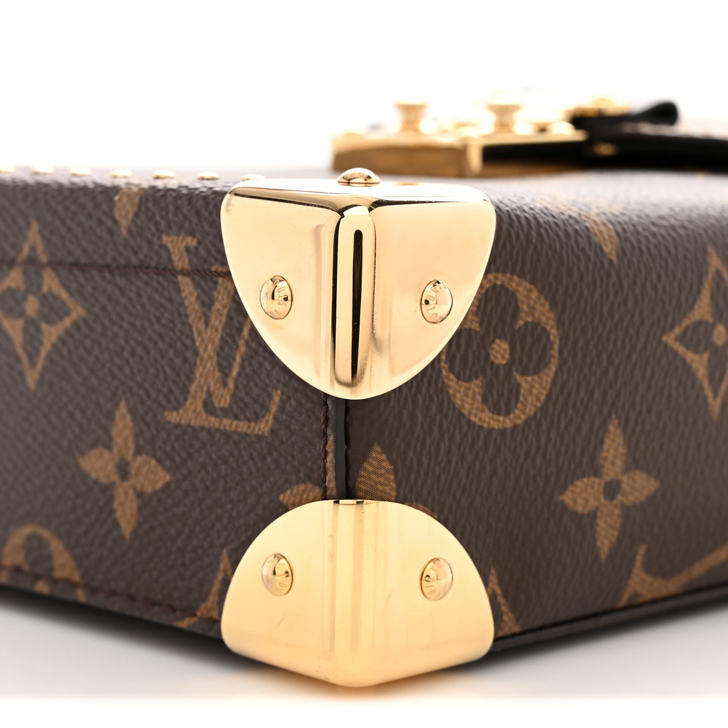 Reverse Monogram Camera Box NM