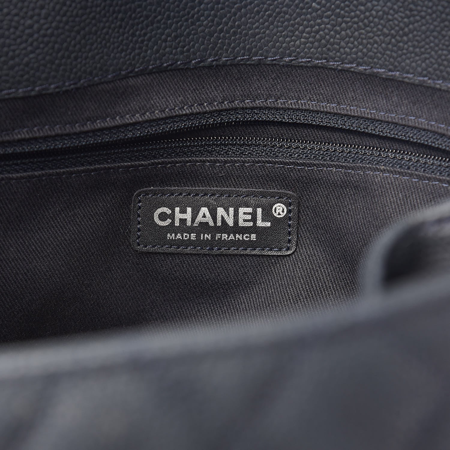 Chanel Iridescent Caviar Medium Lady Pearly Flap Blue 6 of 10