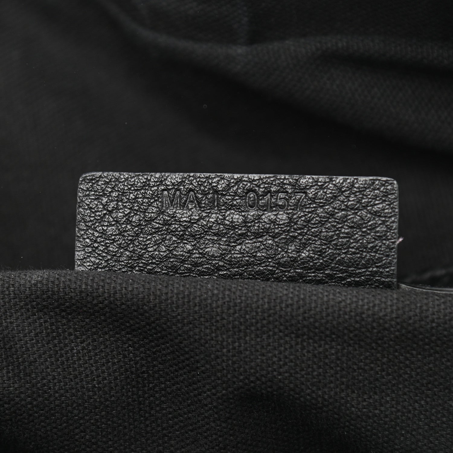 Givenchy Waxy Grained Calfskin Medium Nightingale Black 7 of 11