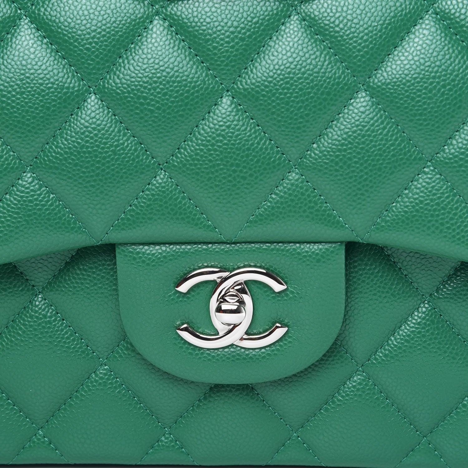 Chanel Caviar Quilted Jumbo Double Flap Green 8 of 11