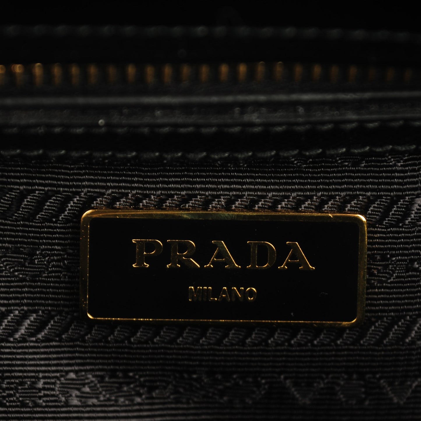 Saffiano Vernice Mini Galleria Double Zip Tote Black