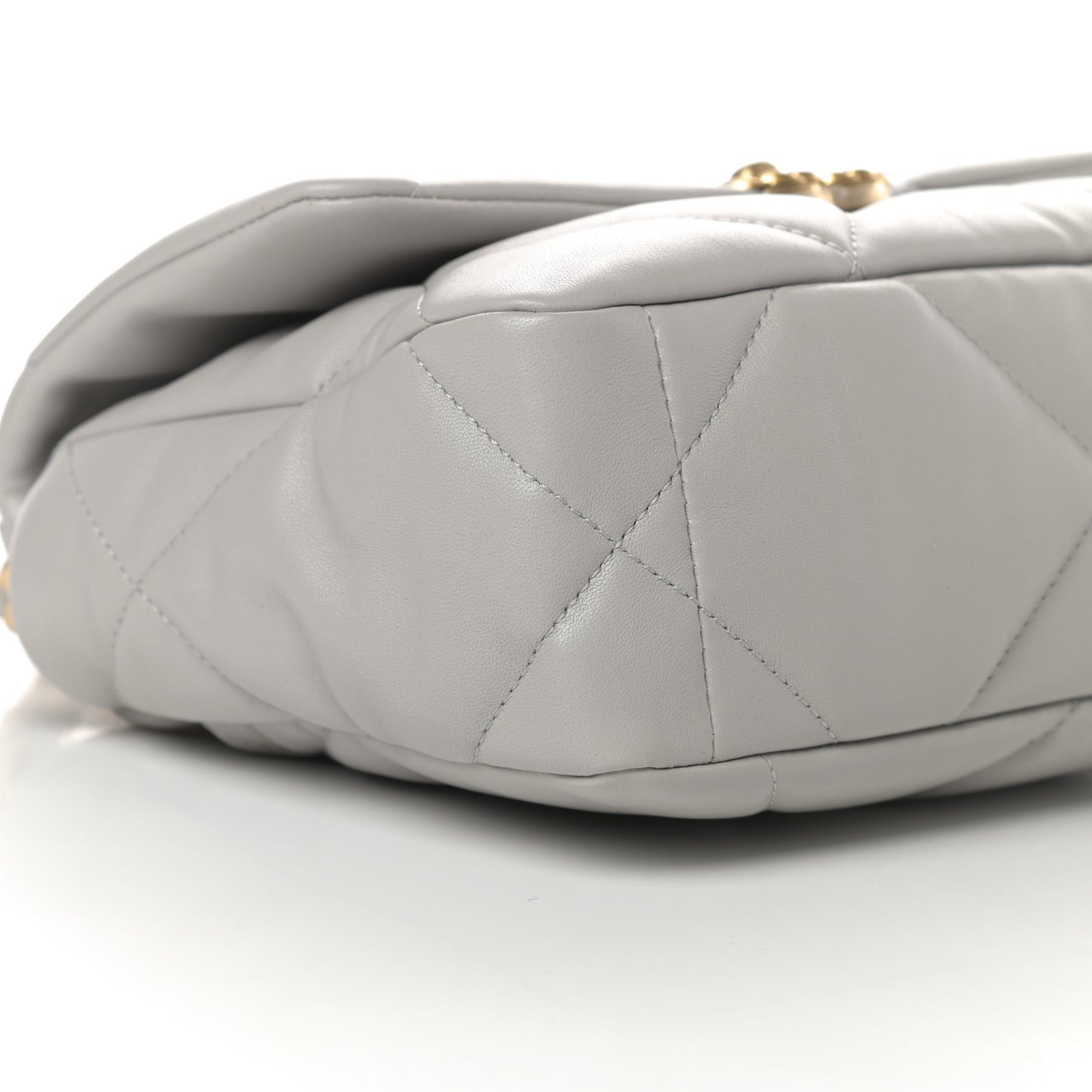 Lambskin Quilted Medium Chanel 19 Flap Grey