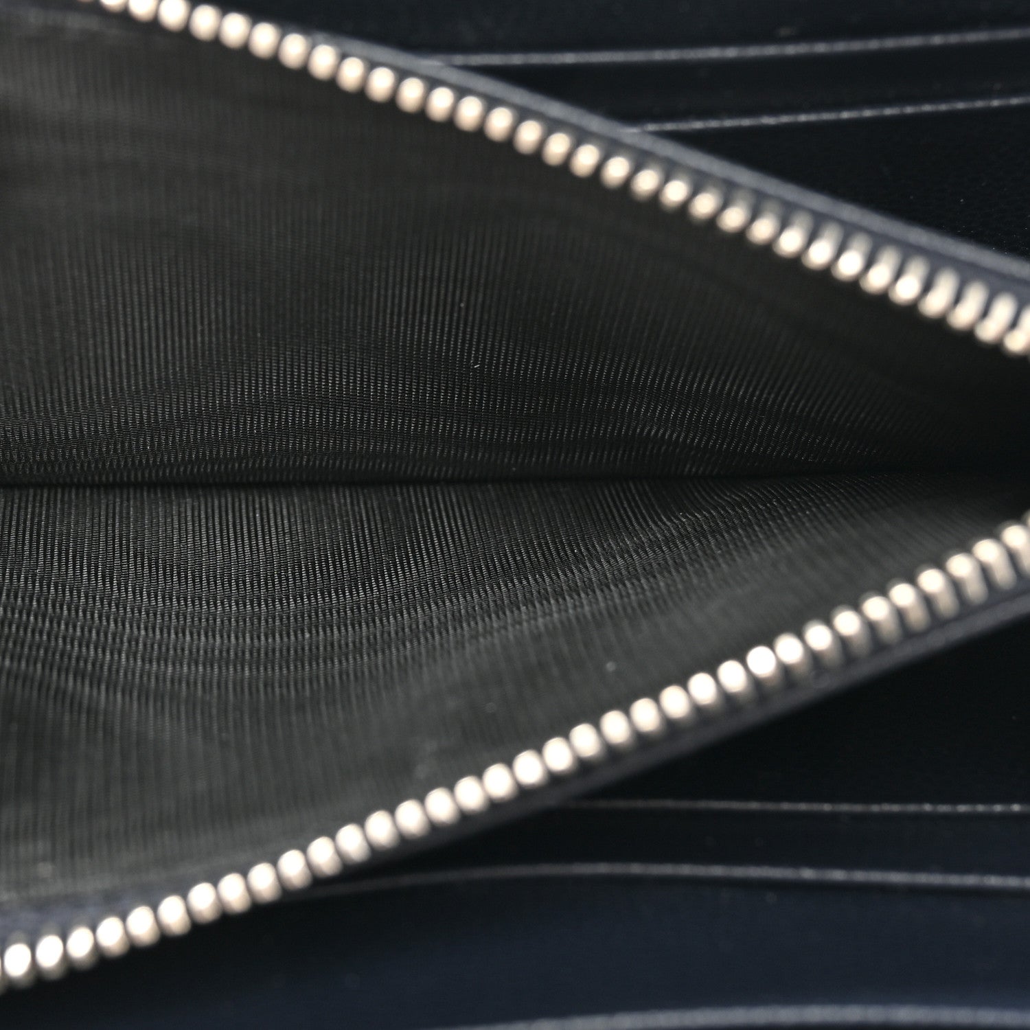 Saint Laurent Grain De Poudre Matelasse Chevron Monogram Small Zip Around Wallet Deep Marine 6 of 11